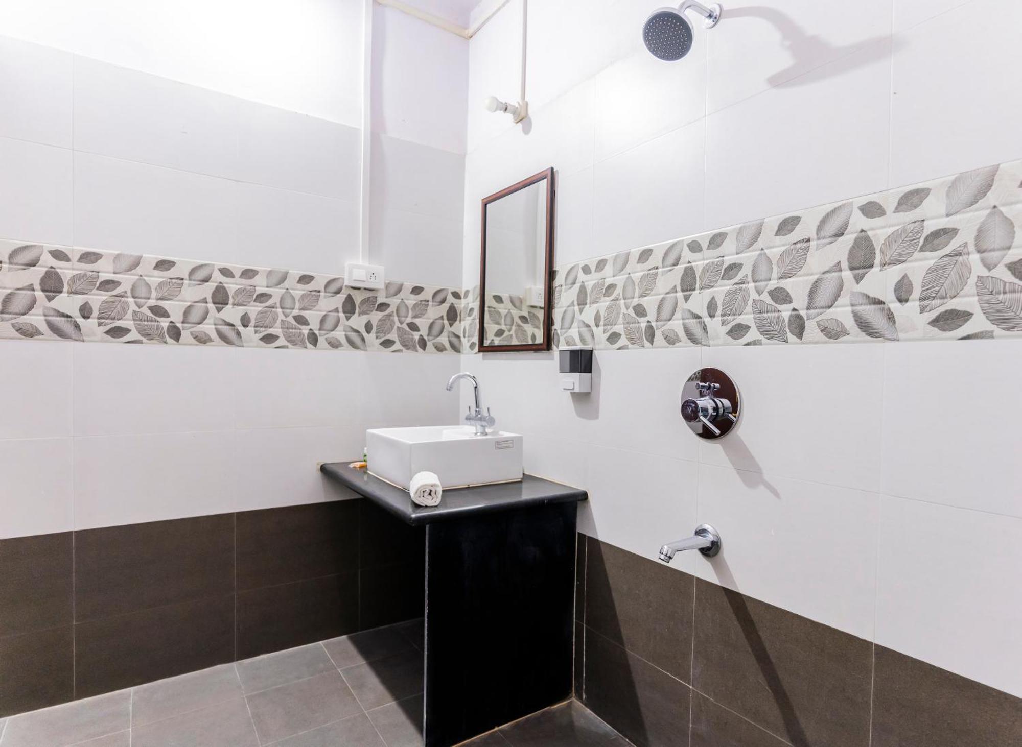 Kalyan Villa Homestay อุเดเปอร์ ภายนอก รูปภาพ