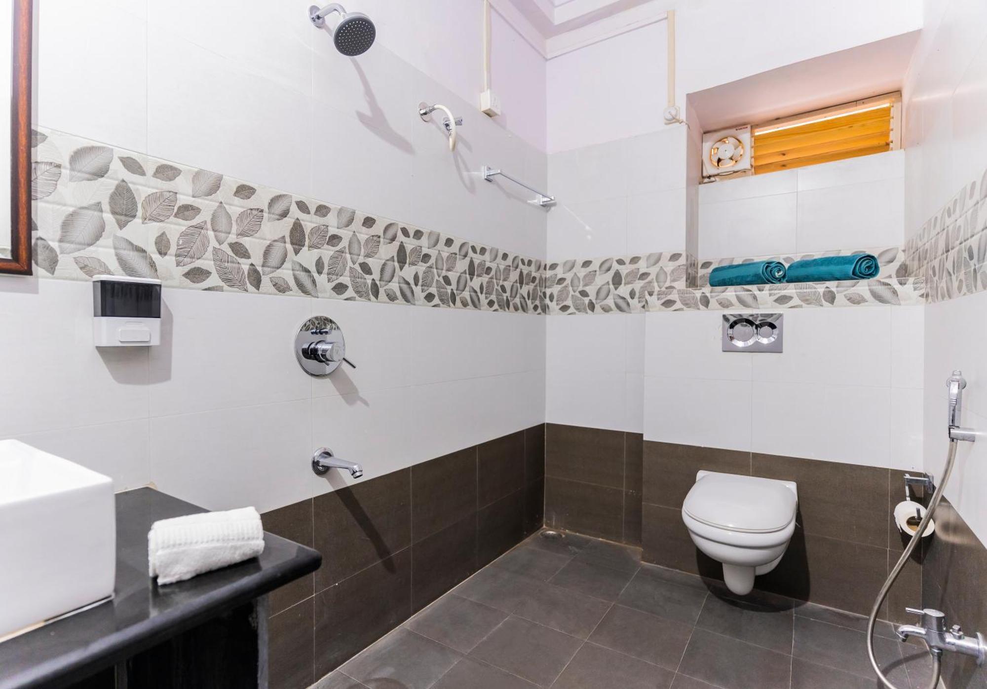 Kalyan Villa Homestay อุเดเปอร์ ภายนอก รูปภาพ