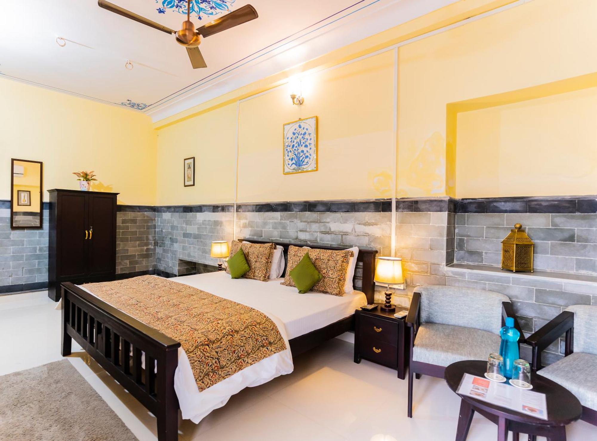 Kalyan Villa Homestay อุเดเปอร์ ภายนอก รูปภาพ