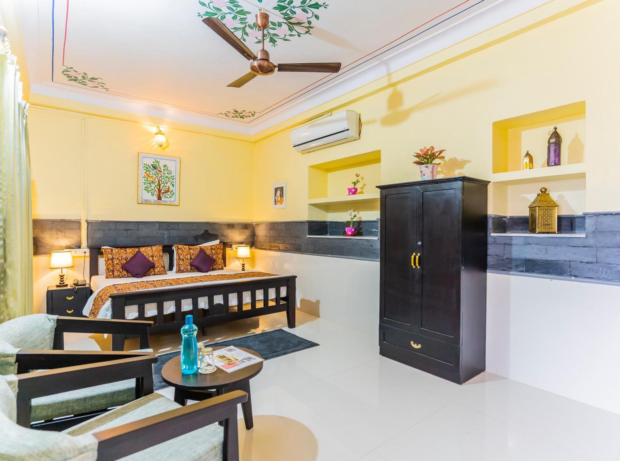 Kalyan Villa Homestay อุเดเปอร์ ภายนอก รูปภาพ