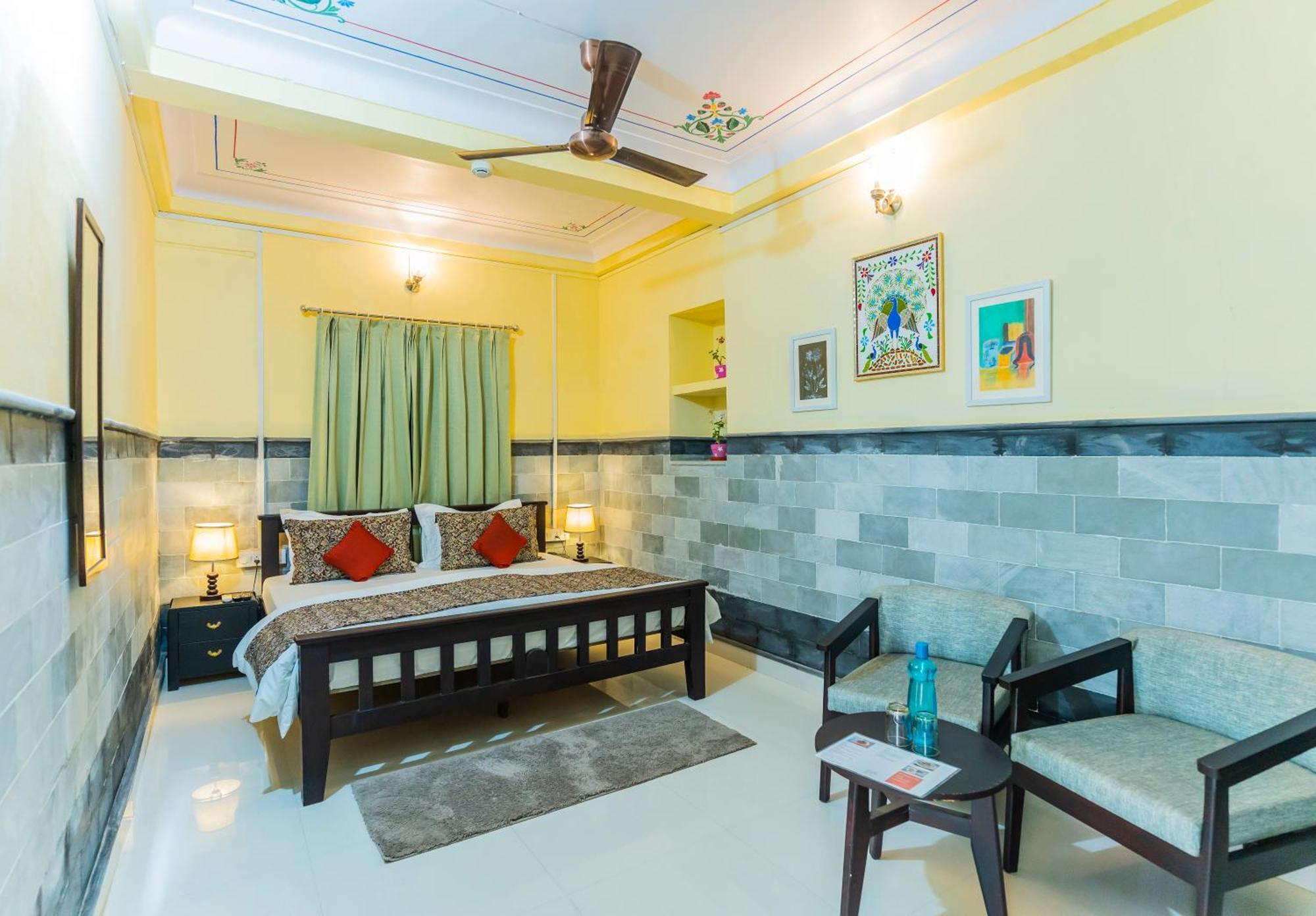 Kalyan Villa Homestay อุเดเปอร์ ภายนอก รูปภาพ